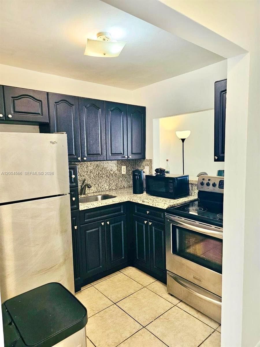 SUNSHINE BAY CONDO · #212 in Miami Beach - Photo 6