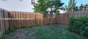 1010 SE 26th Ter photo 8