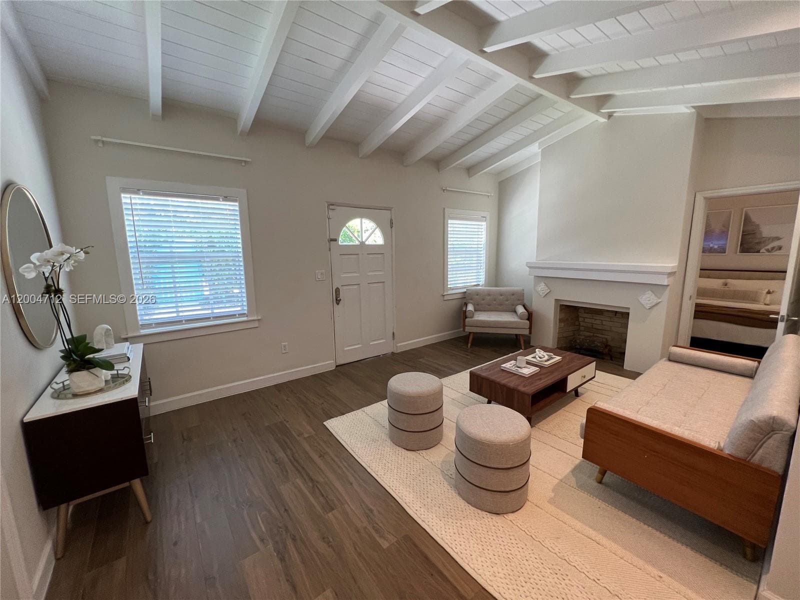 265 Palm Ave photo 9