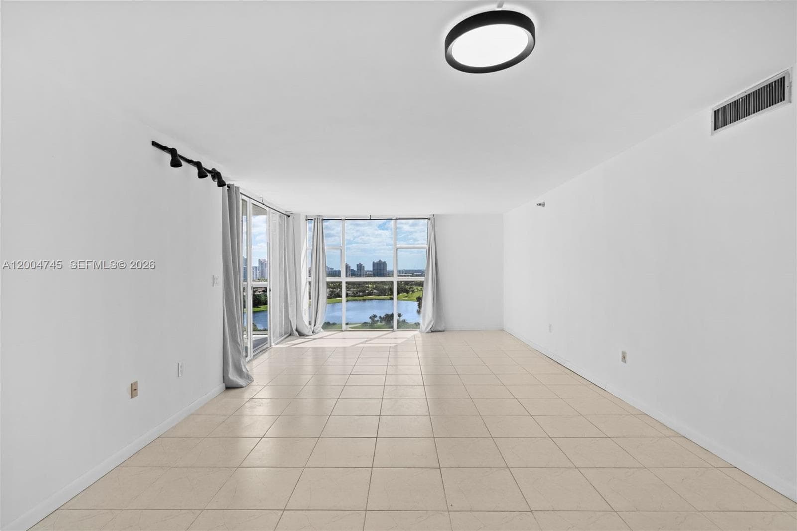 WATERVIEW · #1938 in Aventura - Photo 6