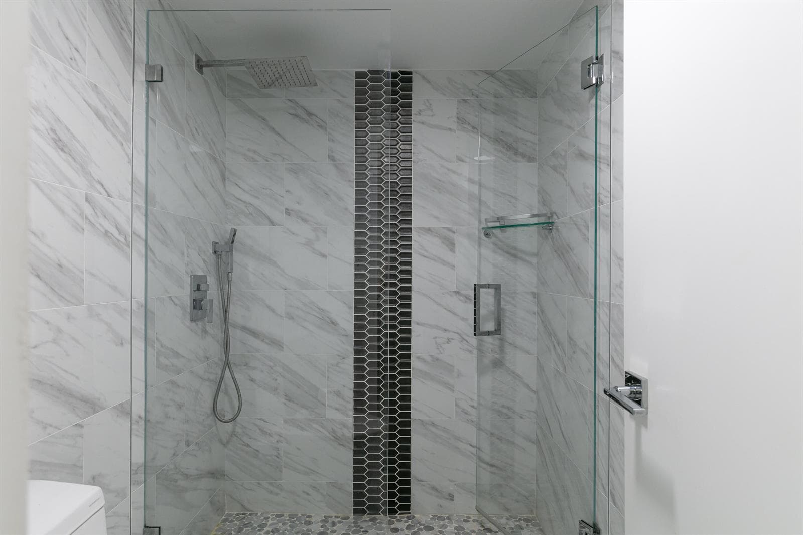 1147 masterbath