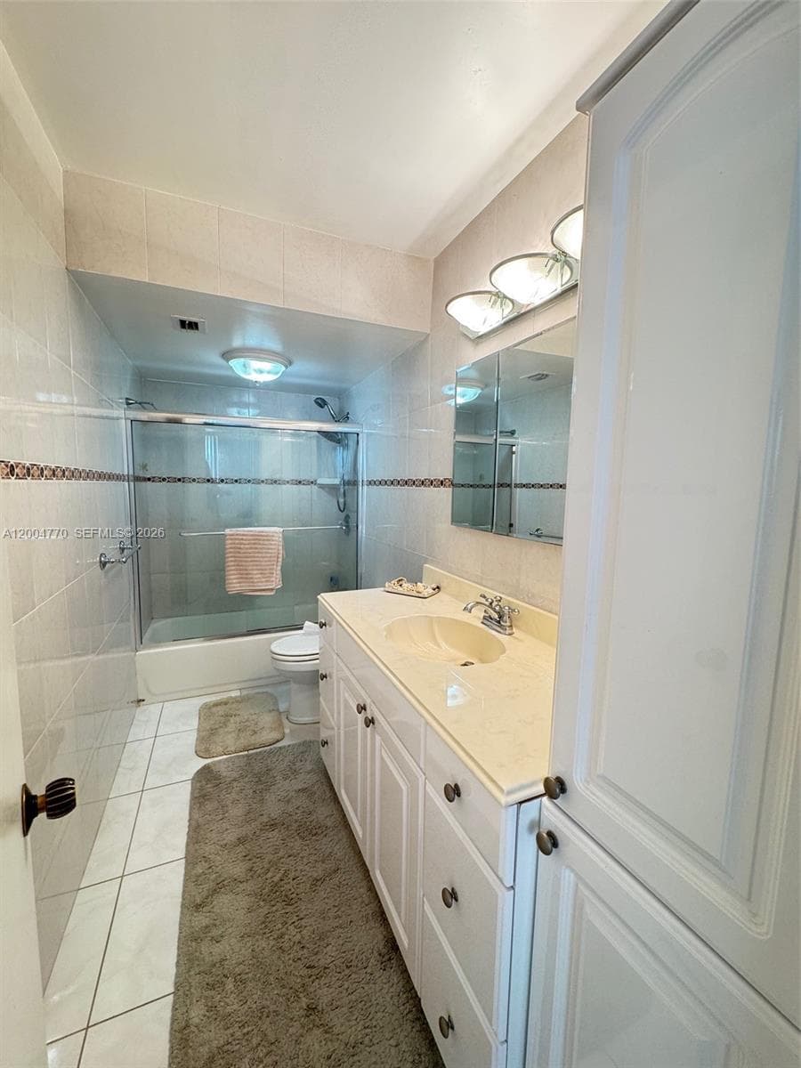 PARKER PLAZA CONDO · #403 in Hallandale Beach - Photo 14