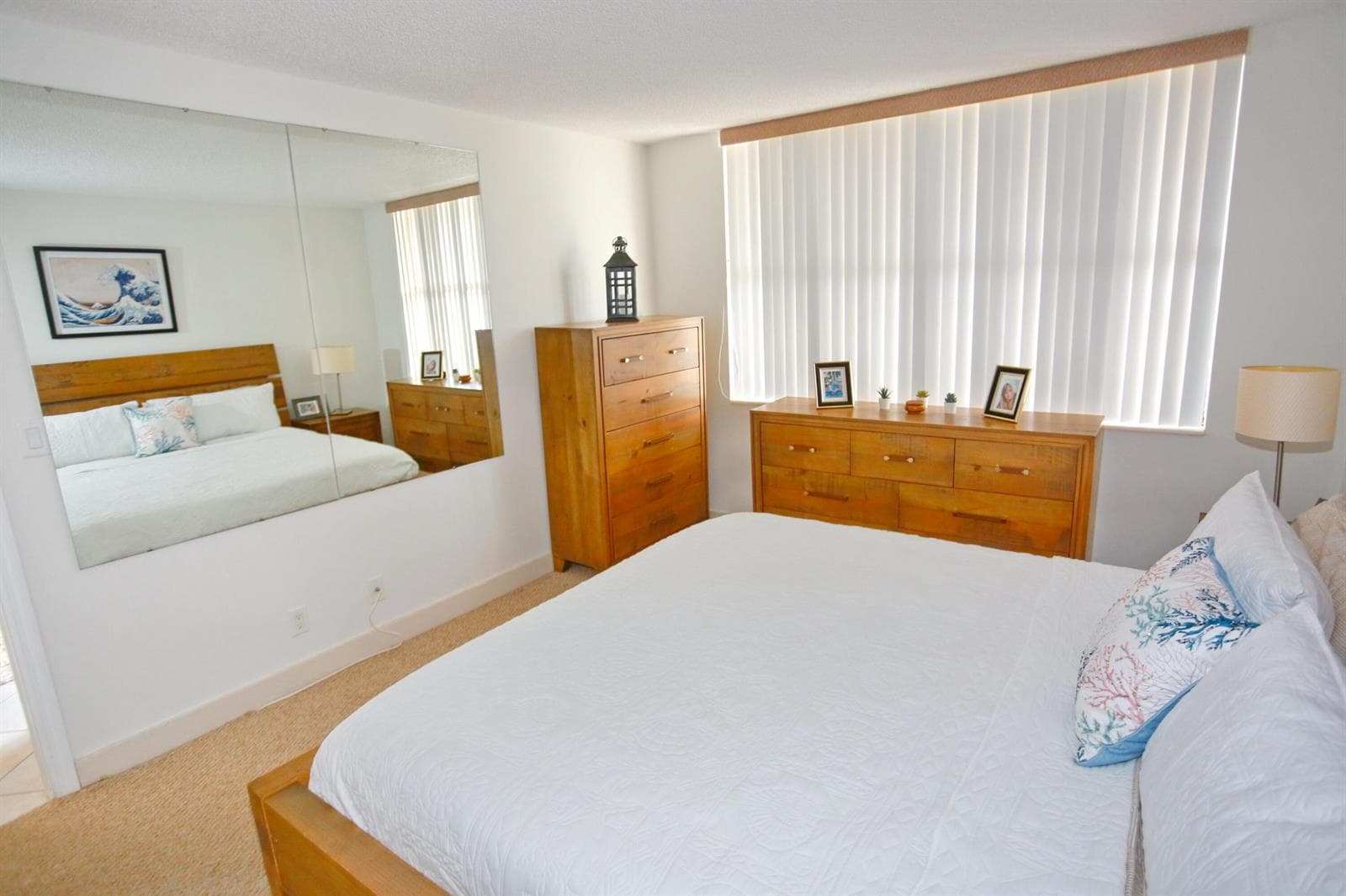 022-011-Master Bedroom-4200x2800