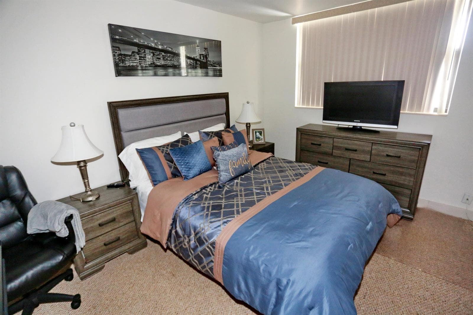 028-002-Bedroom 2-4200x2800