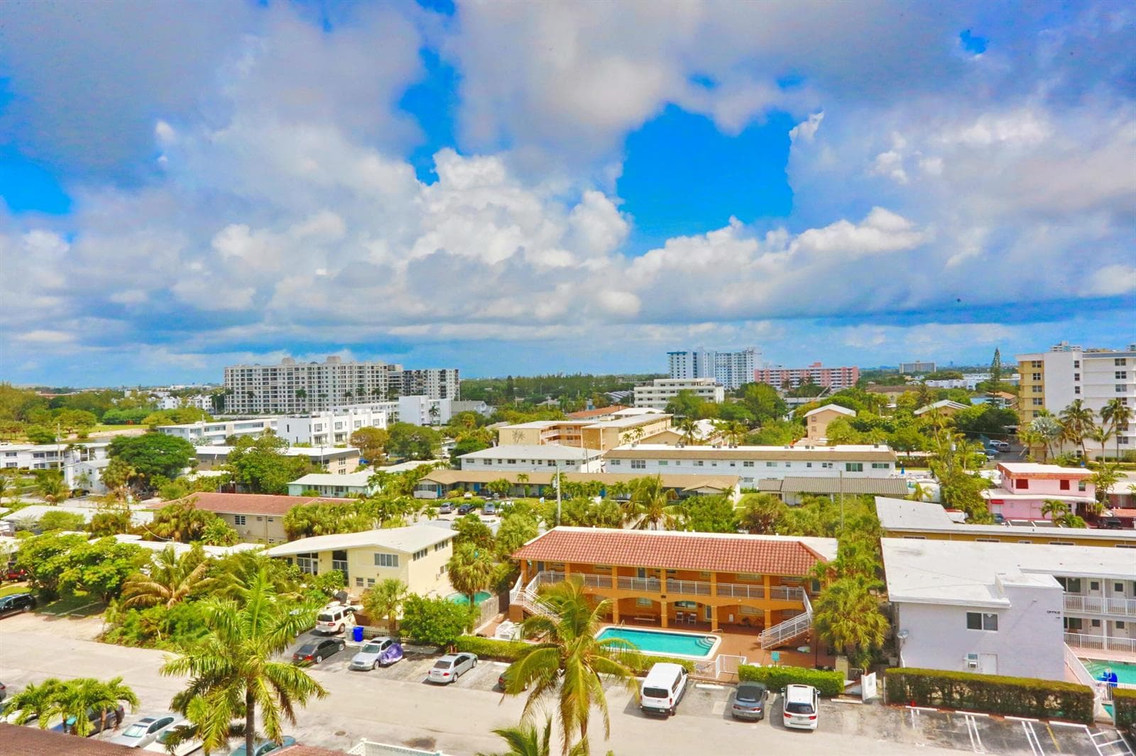 008-001-Balcony View-4200x2800