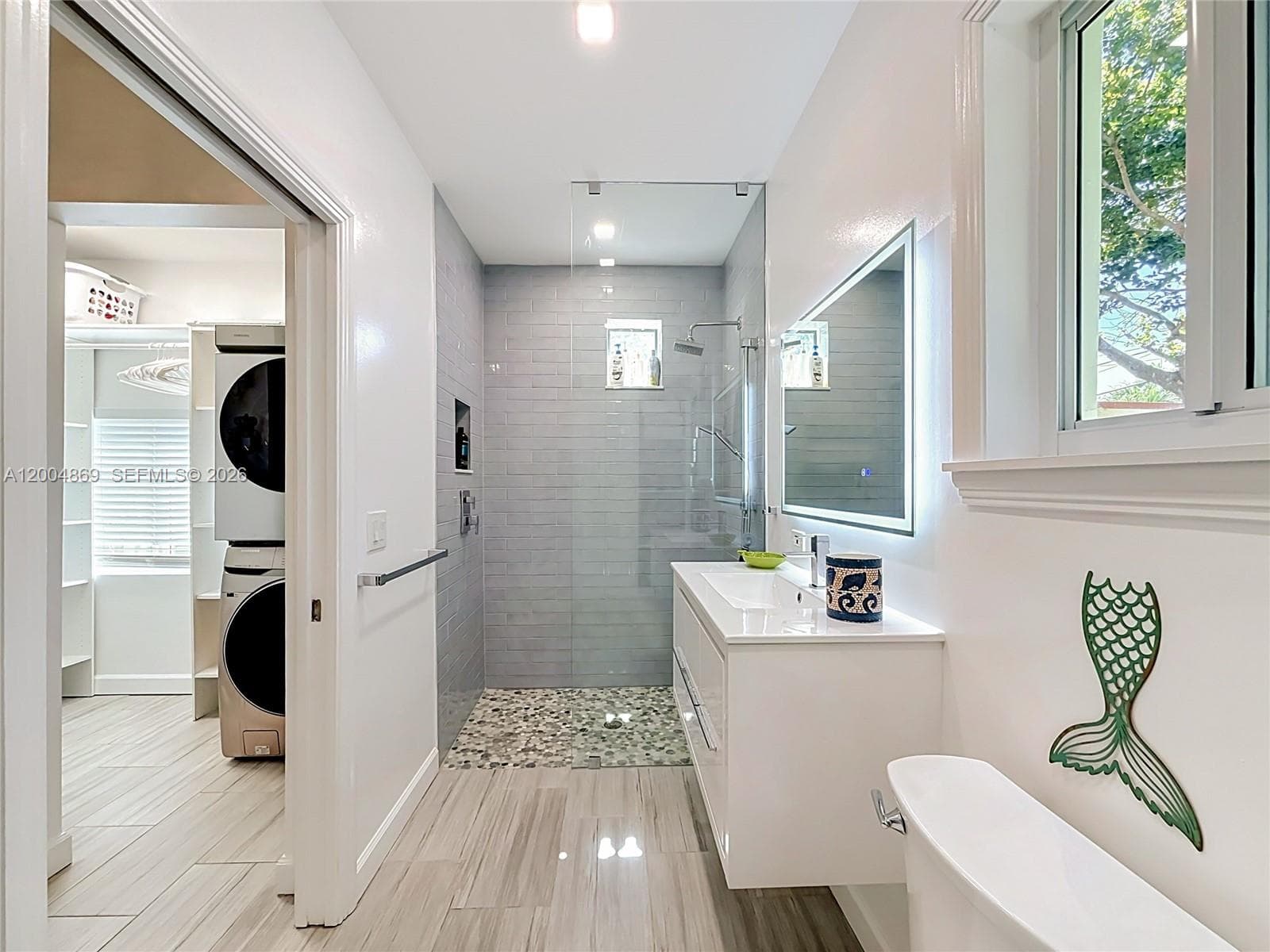 1029 Harrison St photo 23