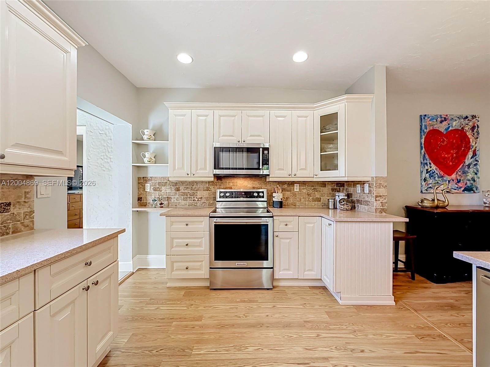 1029 Harrison St photo 13