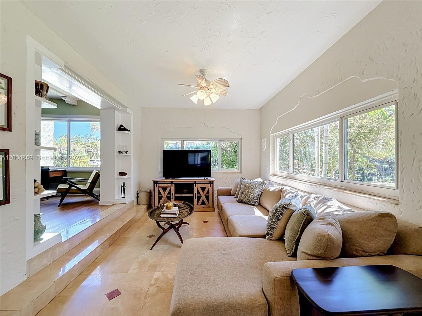 1029 Harrison St photo 15