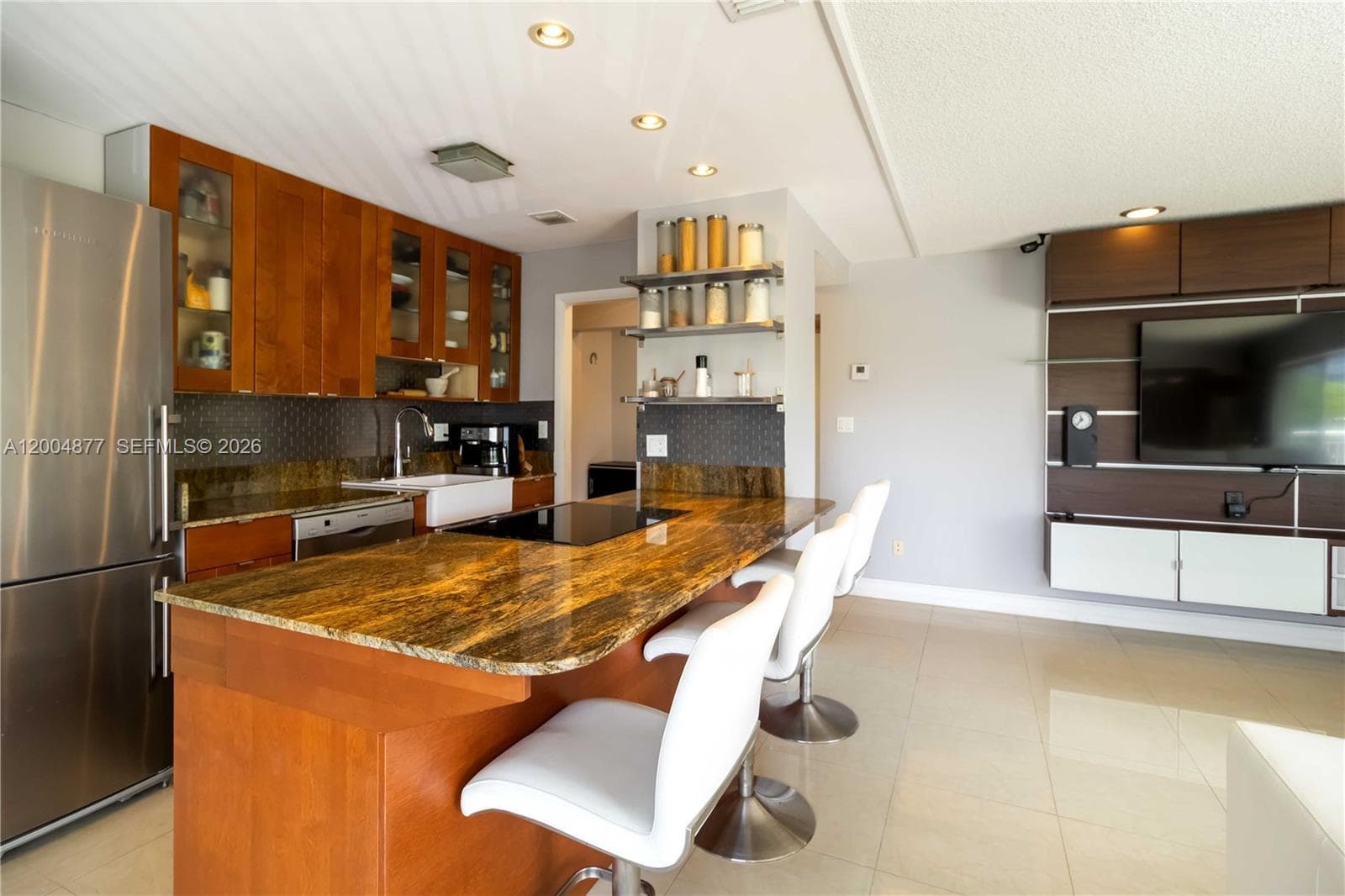 GOLDEN ISLES TOWERS · #32A in Hallandale Beach - Photo 11