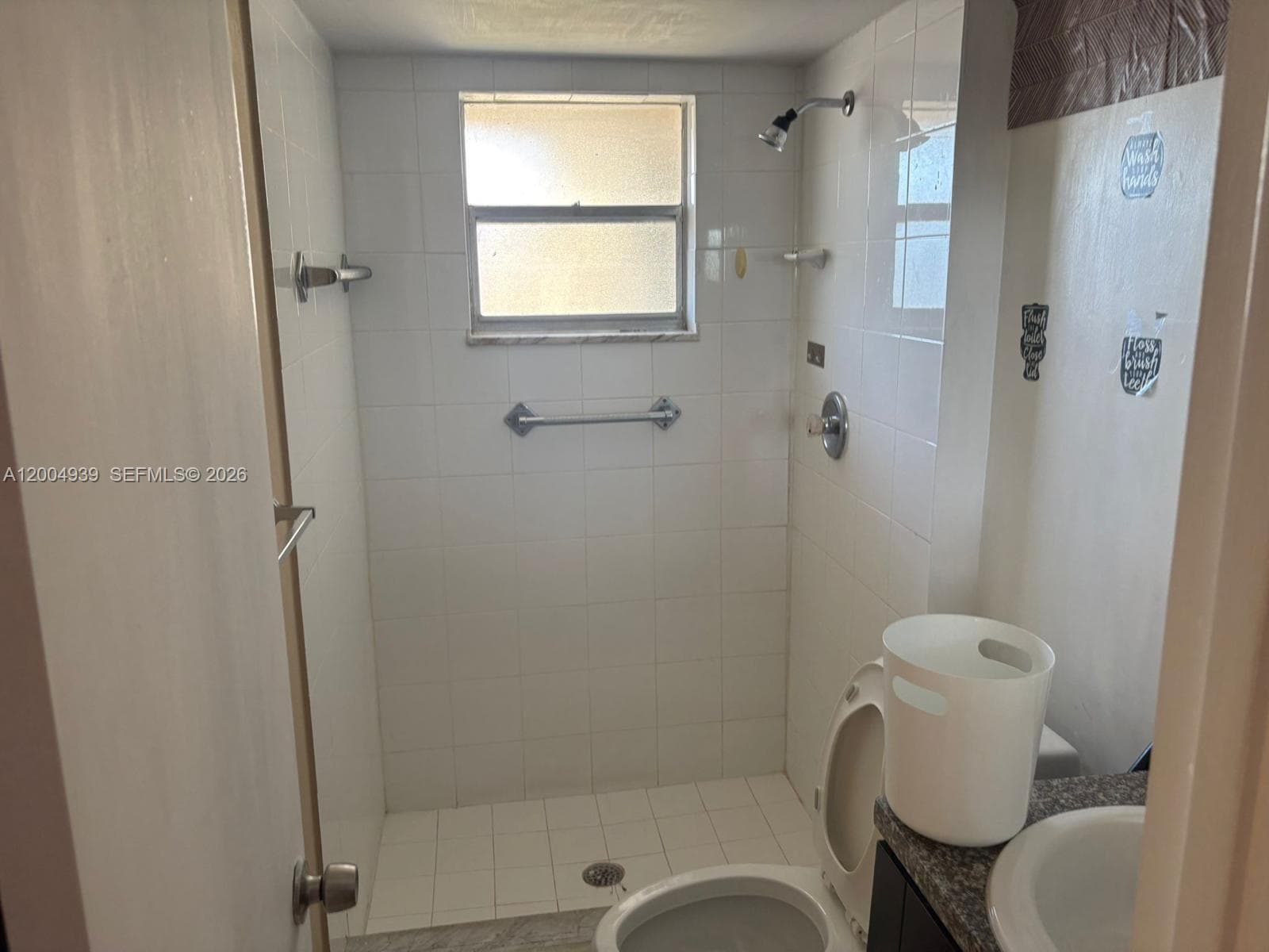 PRESIDENTIAL GOLFVIEW CON · #302 in West Palm Beach - Photo 12