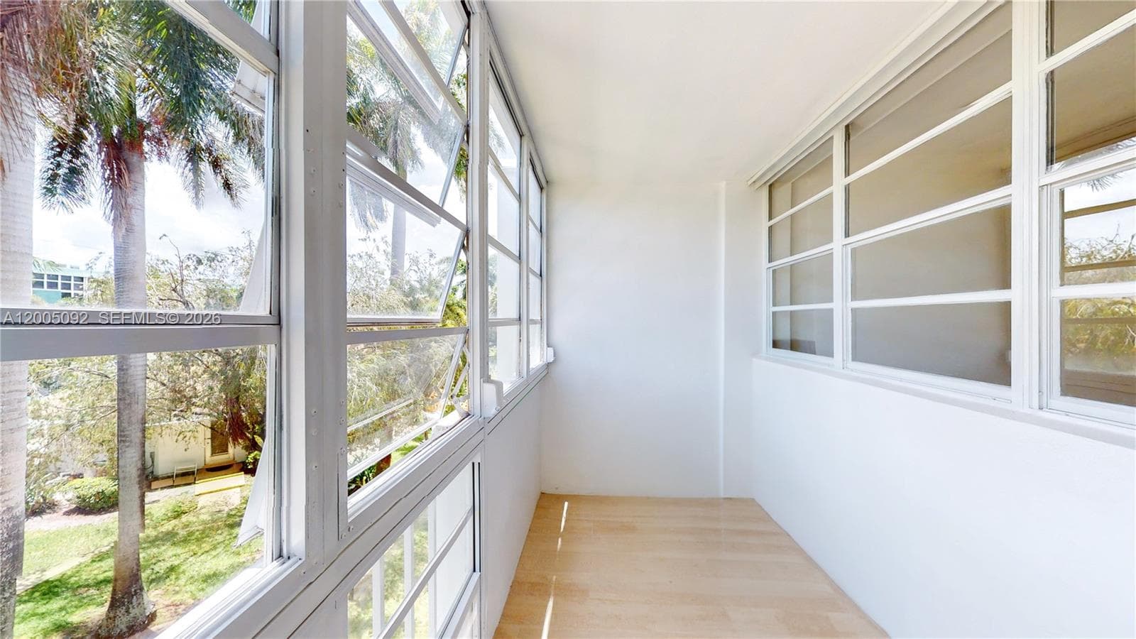 April Mist Condominium · #326 in Hallandale Beach - Photo 32