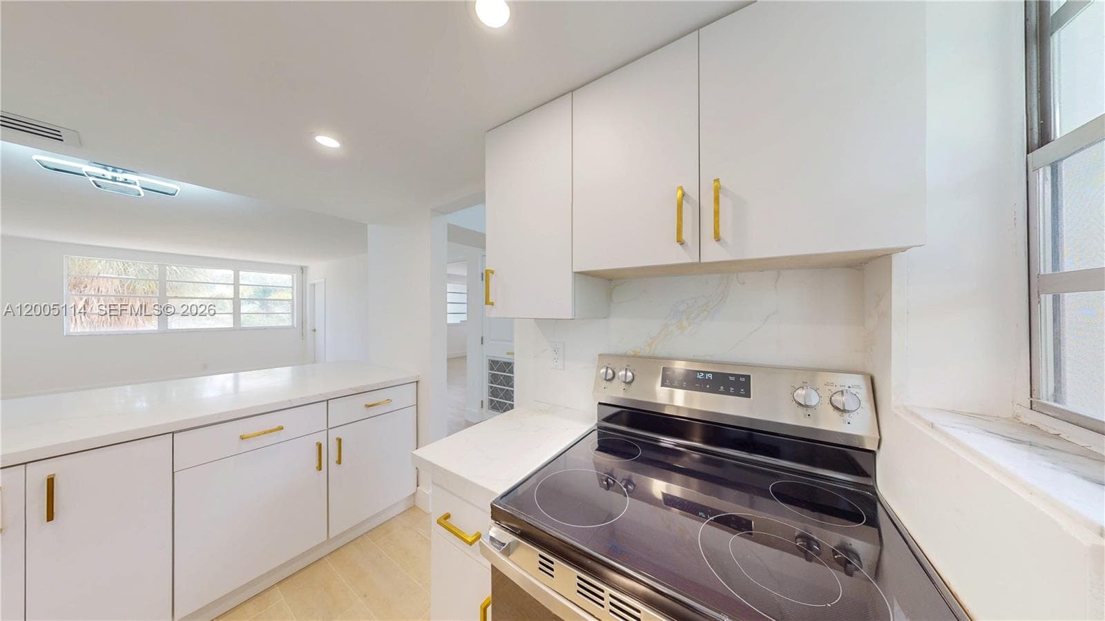 APRIL SONG CONDO · #326 in Hallandale Beach - Photo 28