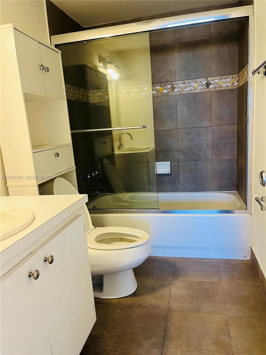 OCEAN VIEW TOWERS CONDO · #716 in Hallandale Beach - Photo 13