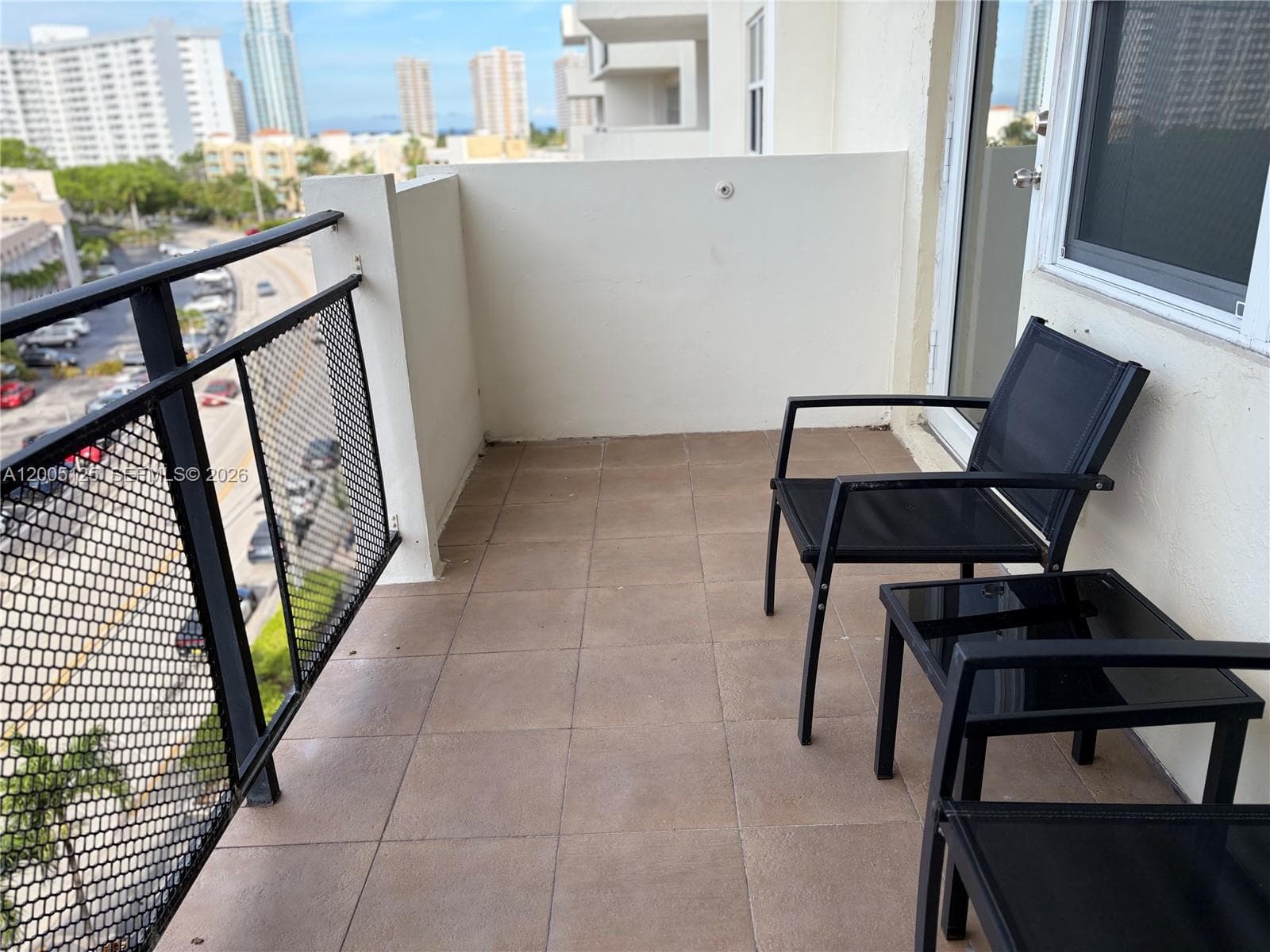 OCEAN VIEW TOWERS CONDO · #716 in Hallandale Beach - Photo 4
