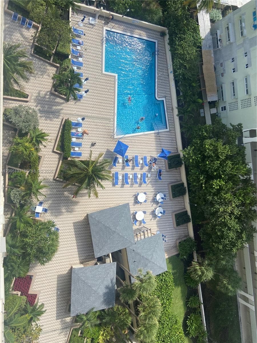 HAMPTON BEACH CLUB CONDO · #1503 in Lauderdale By The Sea - Photo 9
