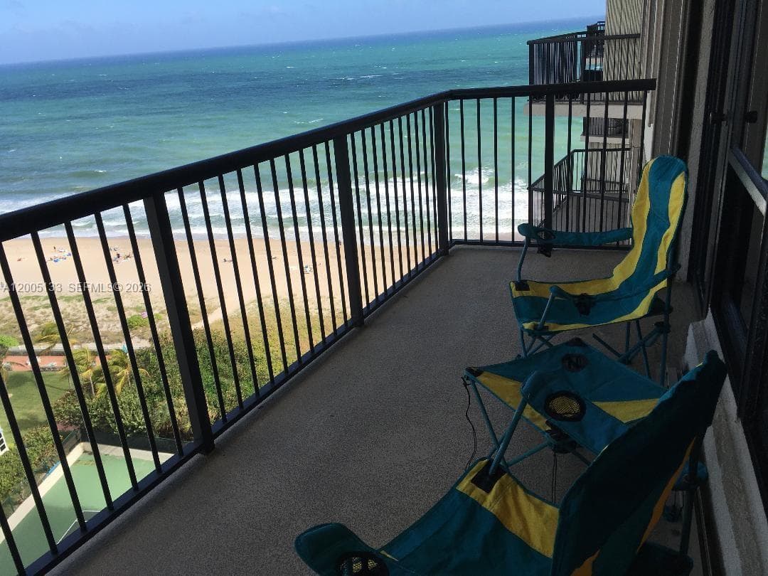 HAMPTON BEACH CLUB CONDO · #1503 in Lauderdale By The Sea - Photo 4