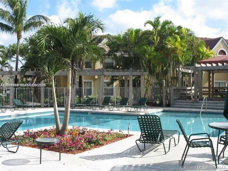 Vista Lago · #502 in Miami - Photo 15