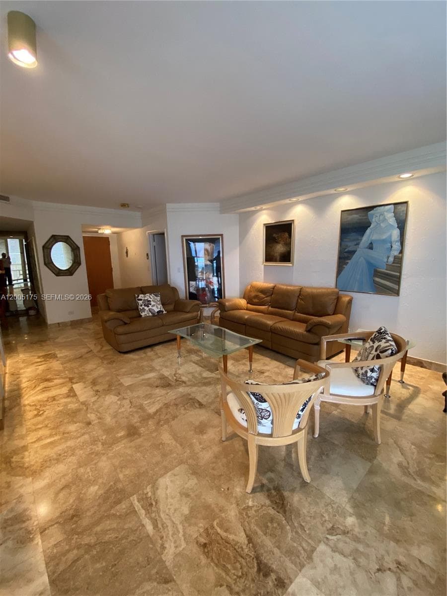 TERRACES NORTH TURNBERRY · #2105 in Aventura - Photo 4