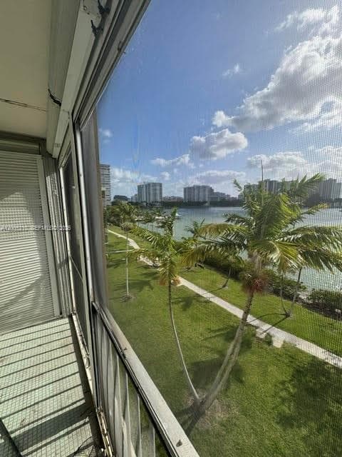 POINT EAST SEC II CONDO · #F514 in Aventura - Photo 1