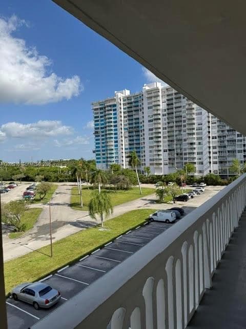 POINT EAST SEC II CONDO · #F514 in Aventura - Photo 18