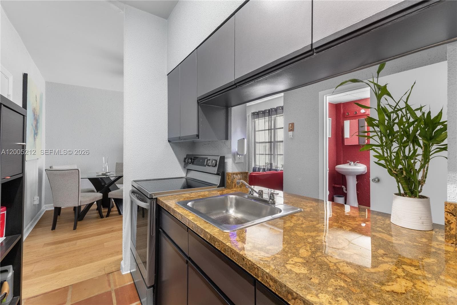 THE FENIMORE CONDO · #102 in Miami Beach - Photo 9