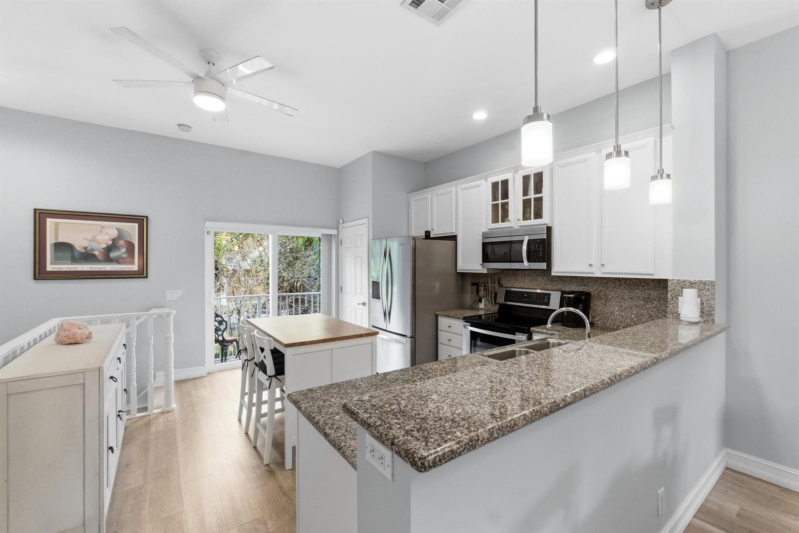 2445 NE 14th Street Causeway_021
