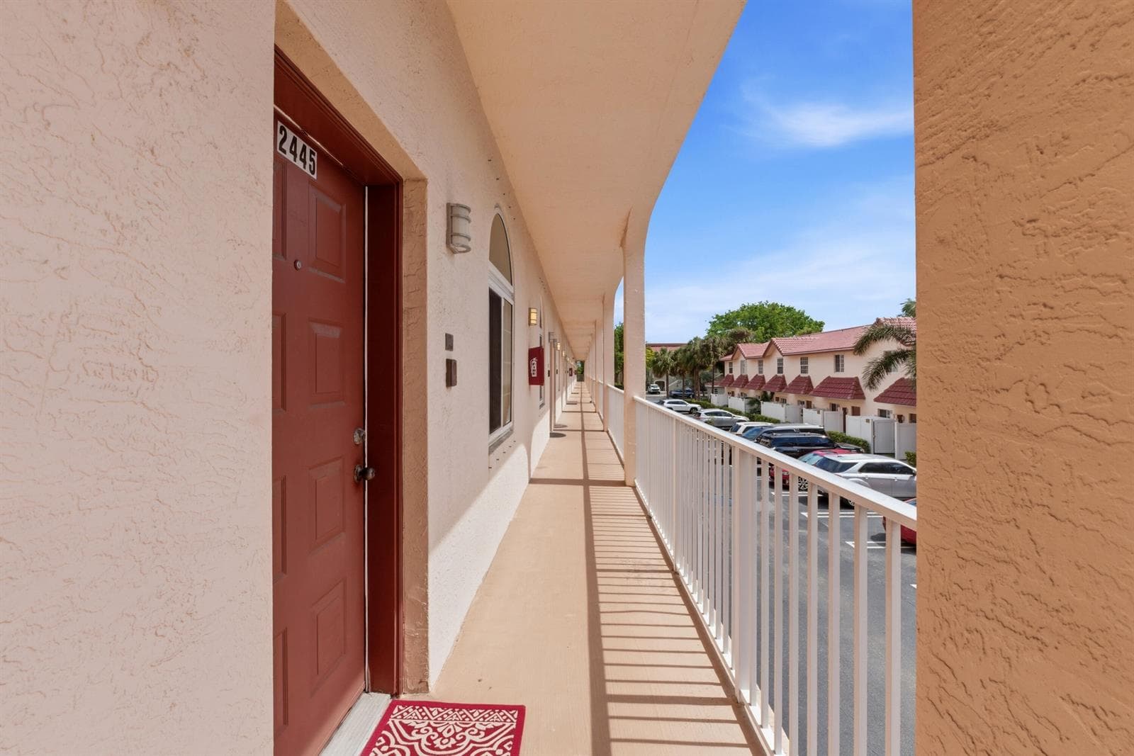 2445 NE 14th Street Causeway_035