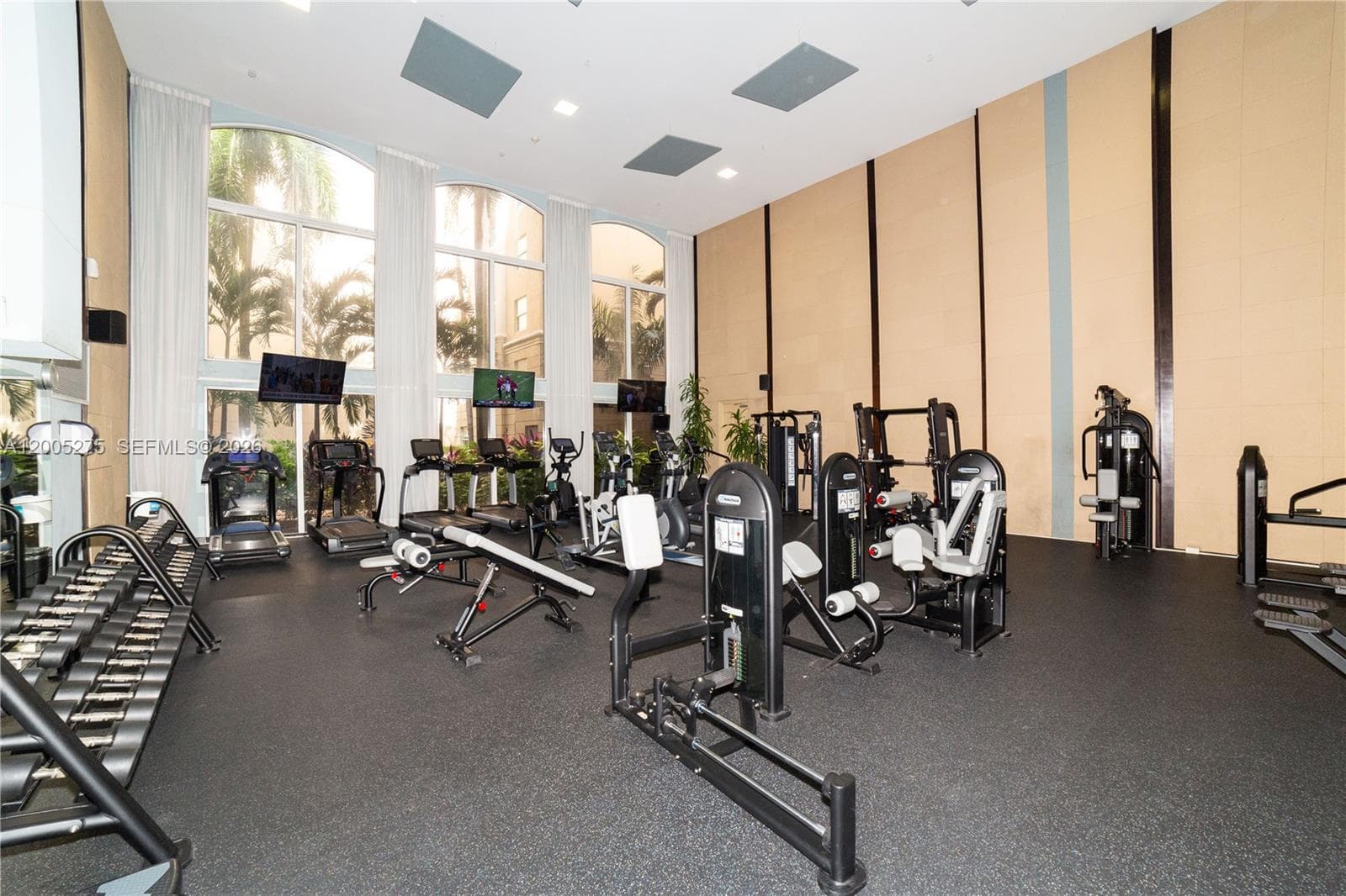 Porto Bellagio · #1517 in Sunny Isles Beach - Photo 16