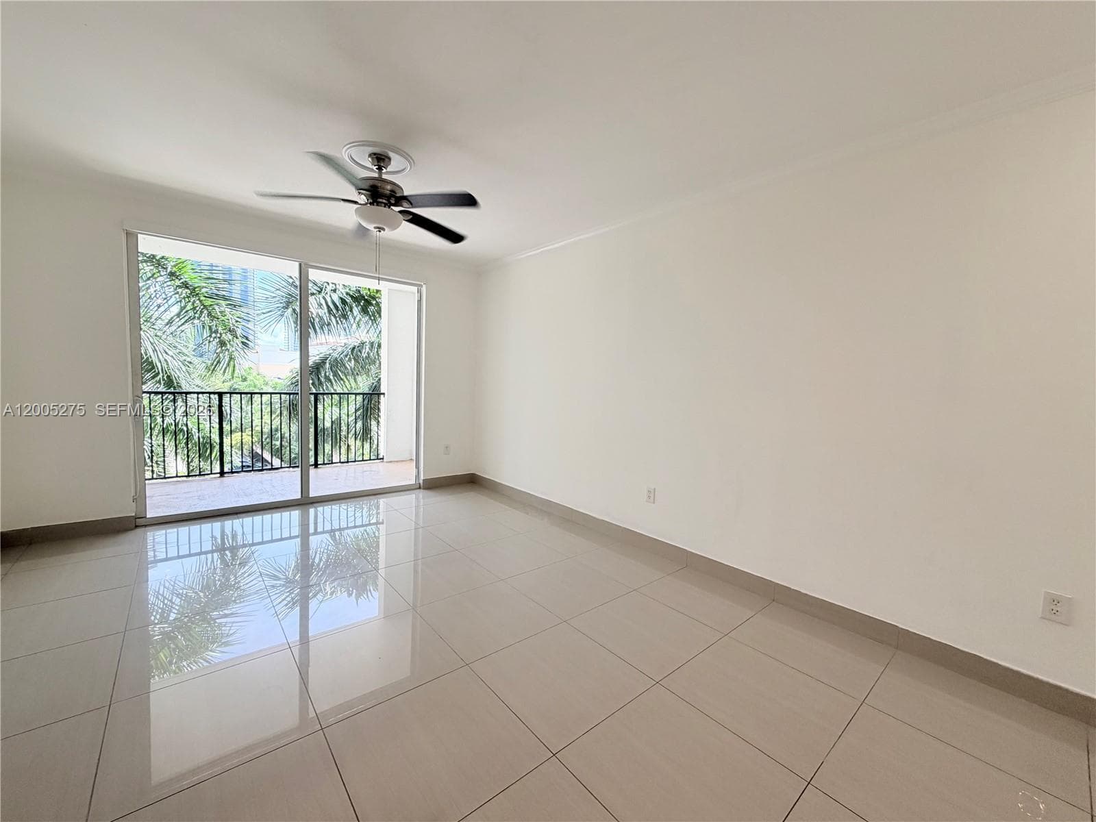 Porto Bellagio · #1517 in Sunny Isles Beach - Photo 11
