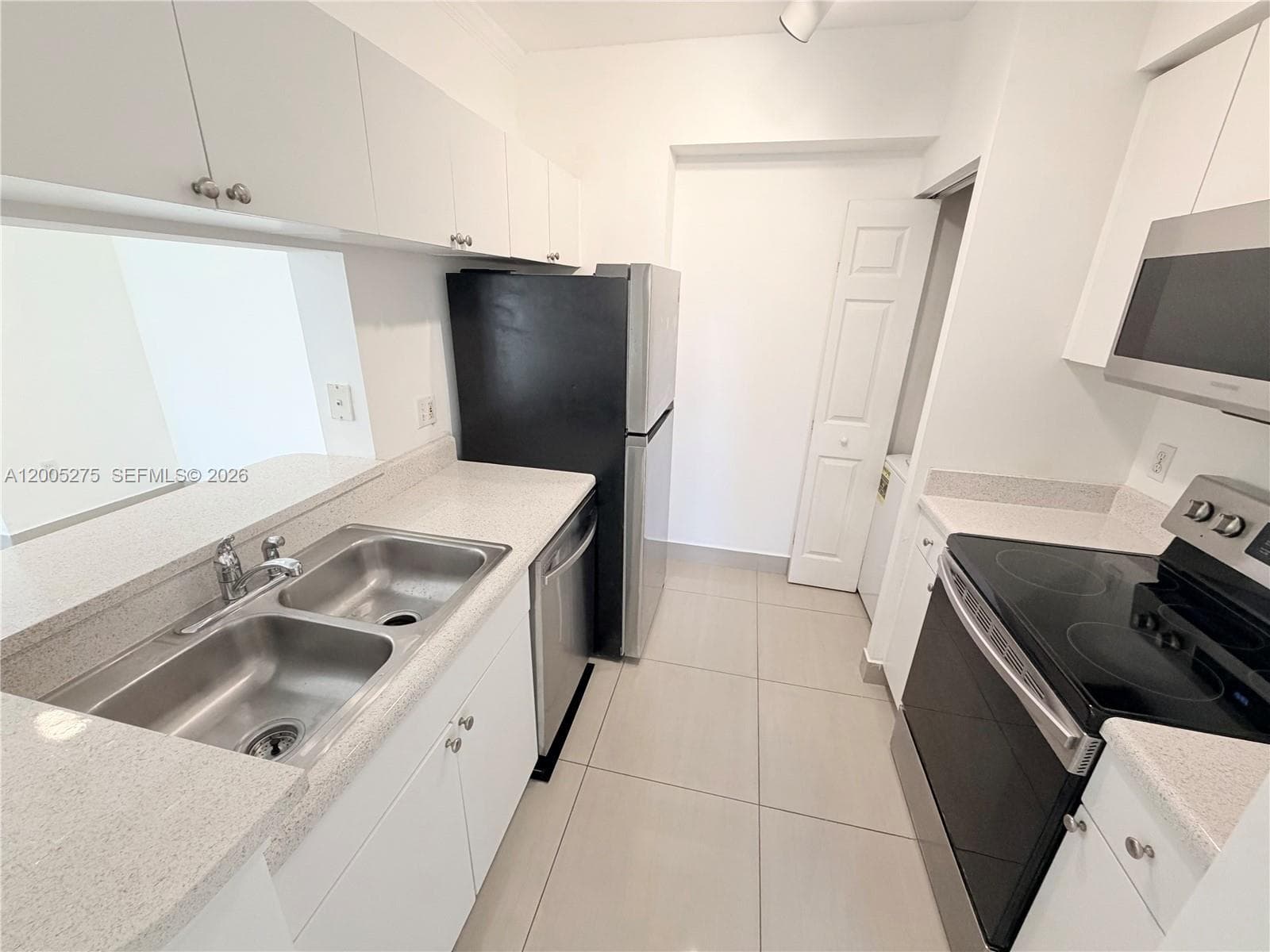 Porto Bellagio · #1517 in Sunny Isles Beach - Photo 8