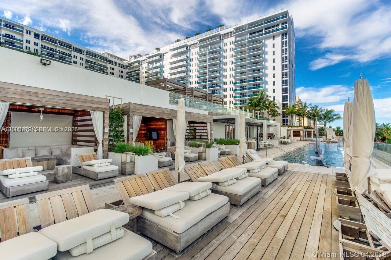 Roney Palace · #1011 in Miami Beach - Photo 16