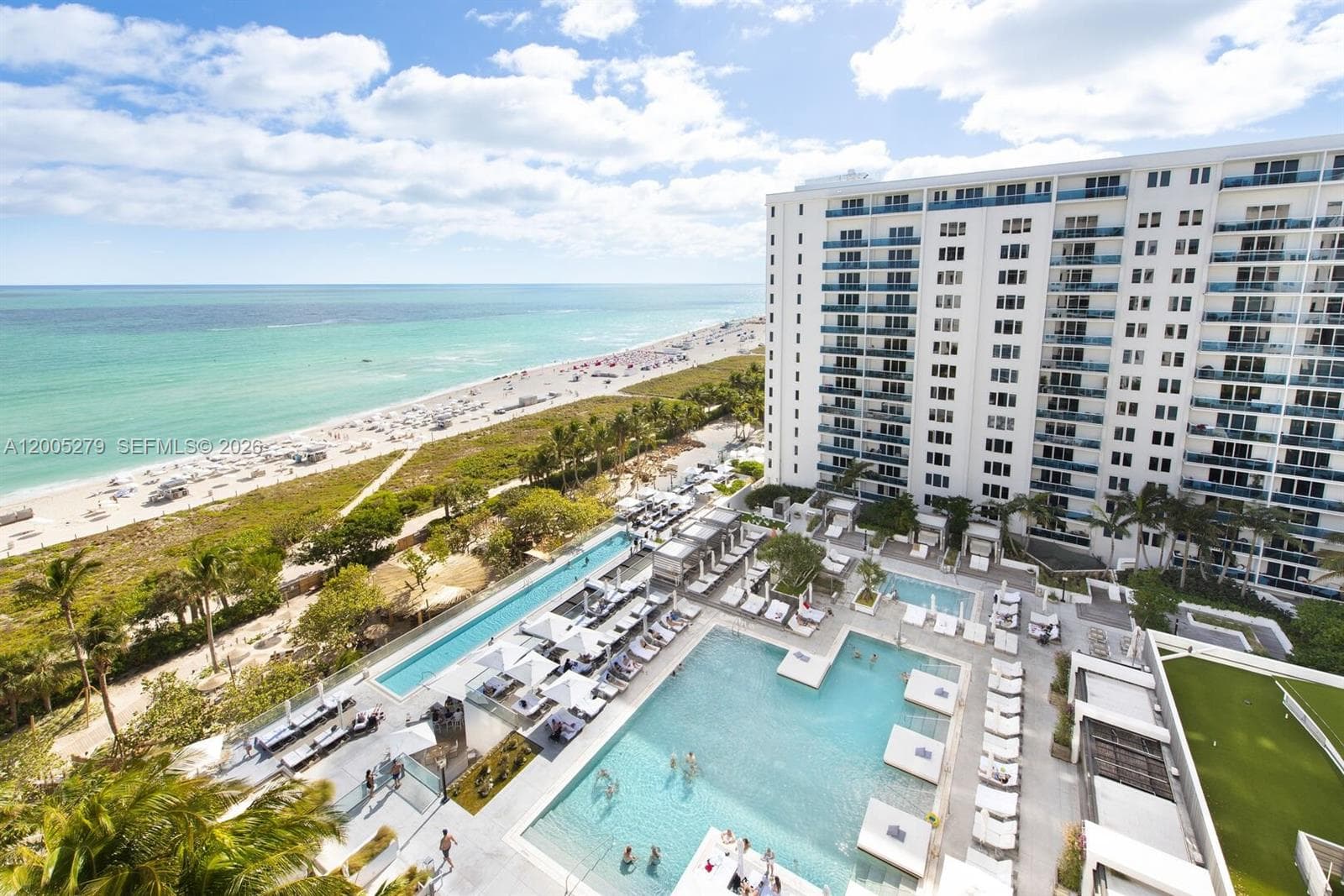 Roney Palace · #1011 in Miami Beach - Photo 12