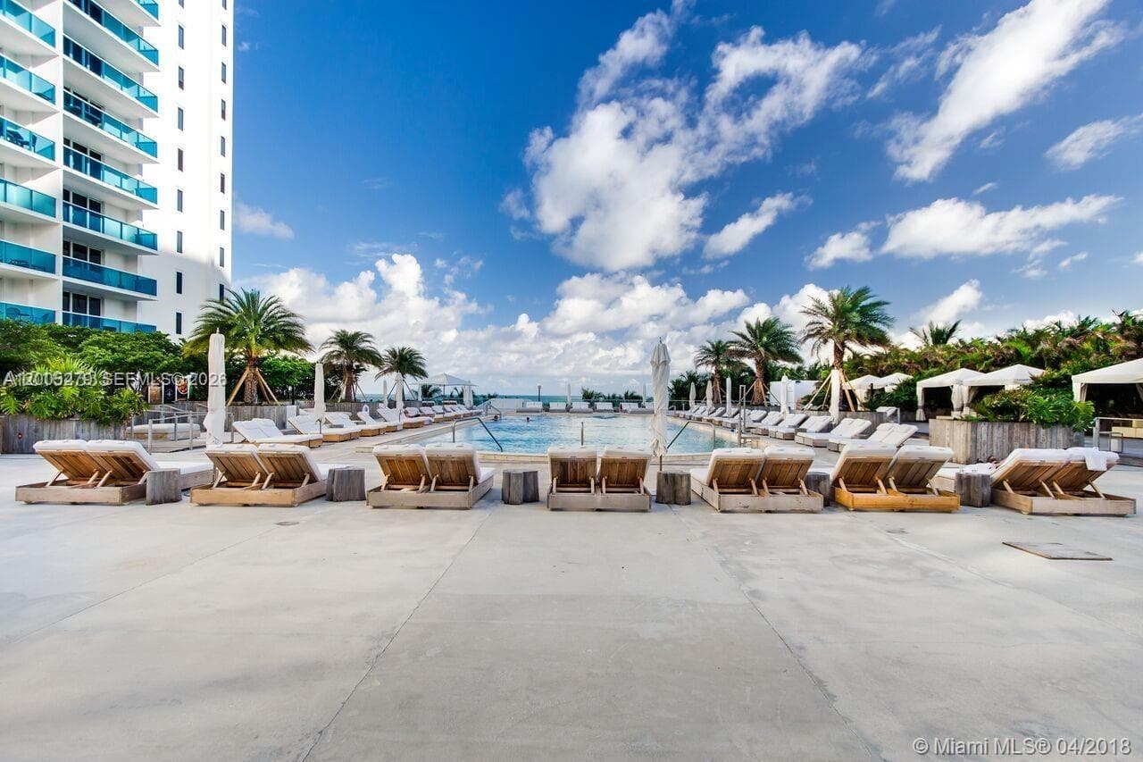 Roney Palace · #1011 in Miami Beach - Photo 18