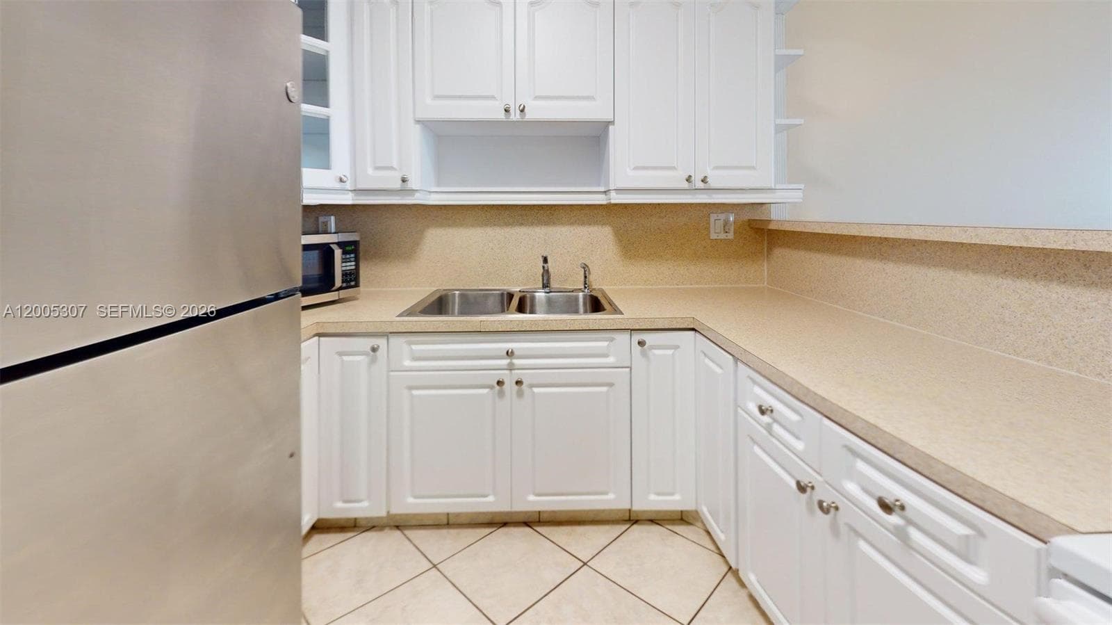 OLYMPUS CONDO · #402 in Hallandale Beach - Photo 10
