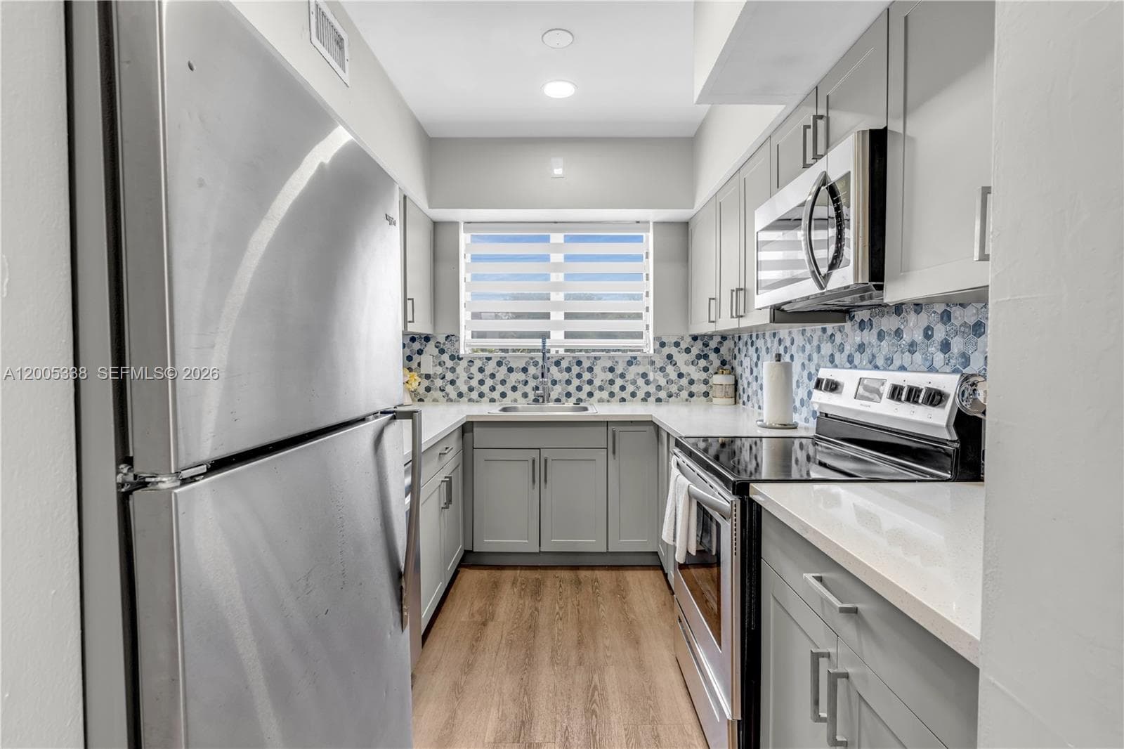 BAY HARBOUR ISLAND · #16 in Bay Harbor Islands - Photo 7