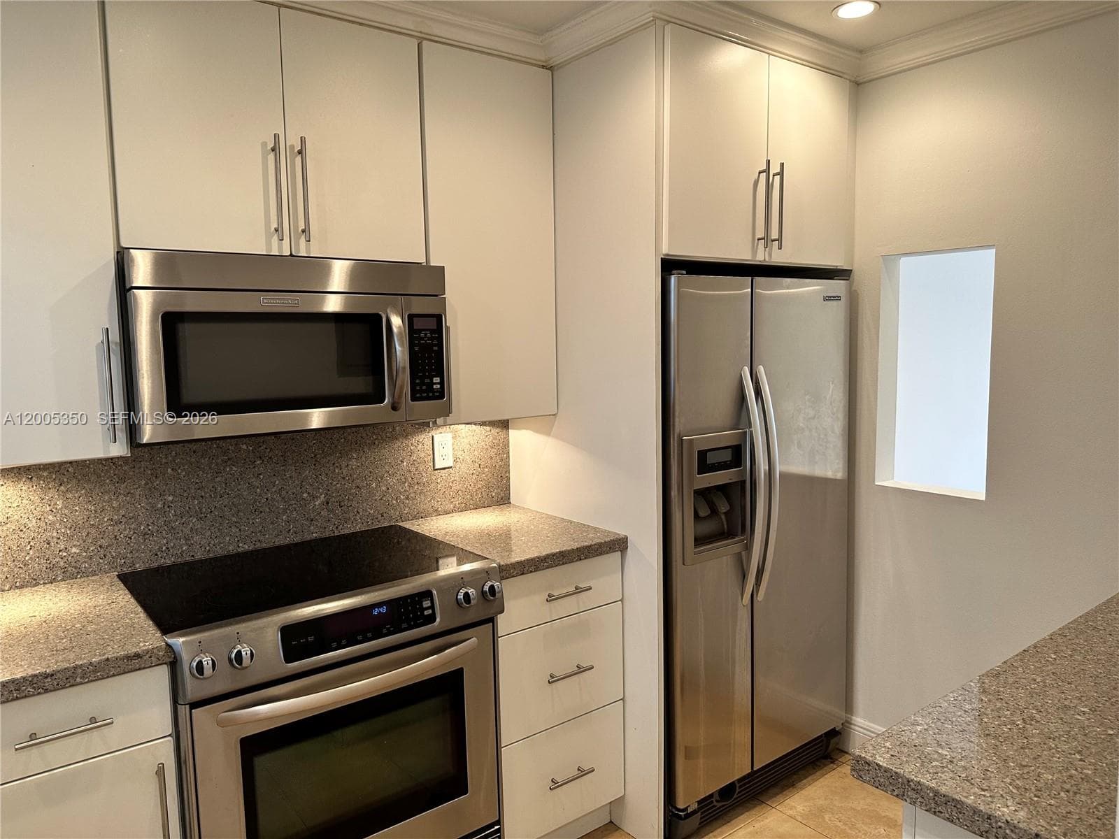 Lincoln West Gardens · #406 in Miami Beach - Photo 2