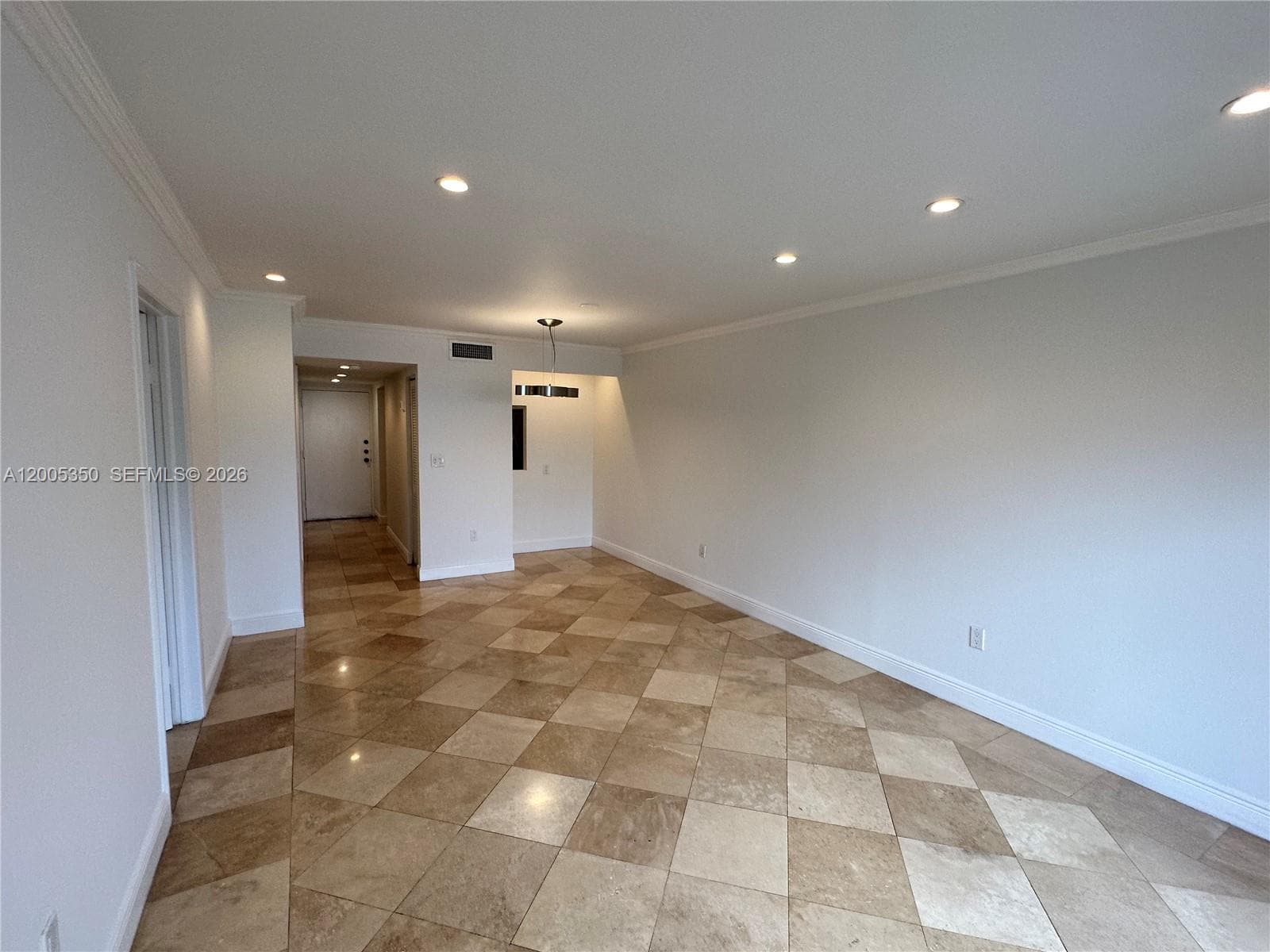 Lincoln West Gardens · #406 in Miami Beach - Photo 13