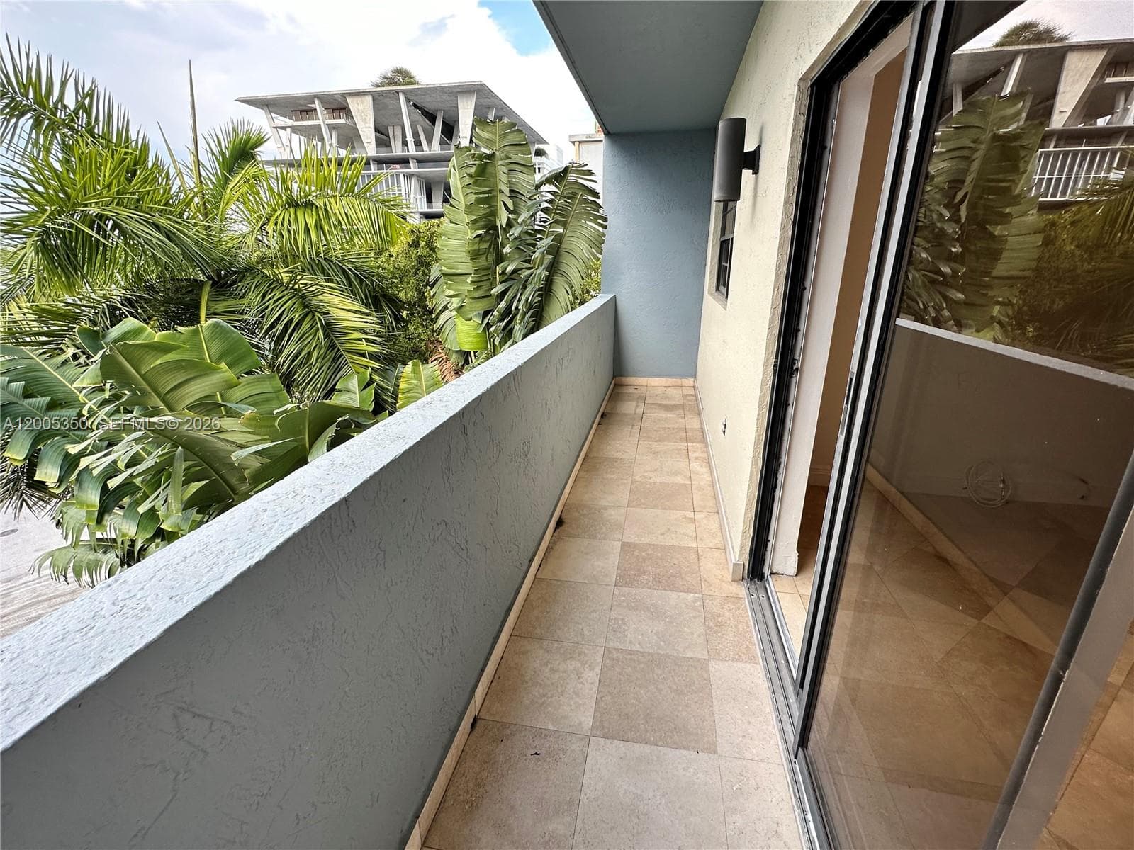 Lincoln West Gardens · #406 in Miami Beach - Photo 19