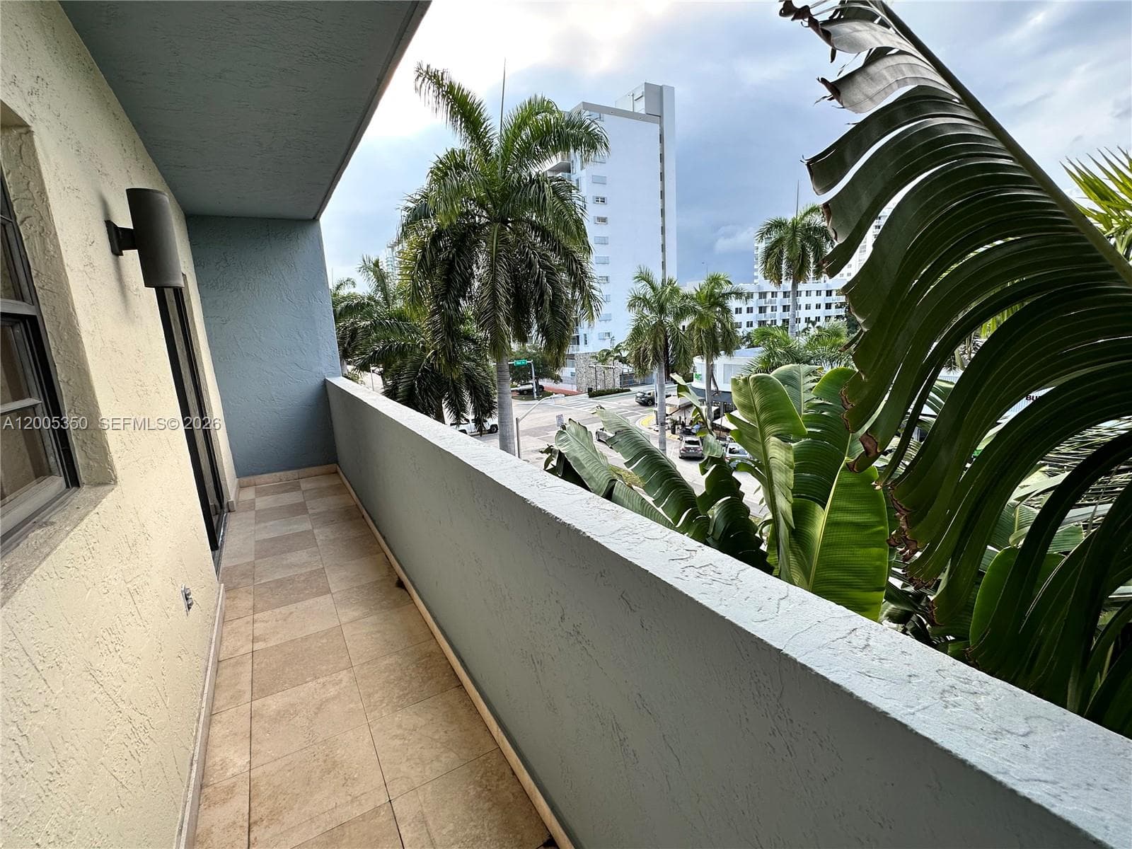 Lincoln West Gardens · #406 in Miami Beach - Photo 21