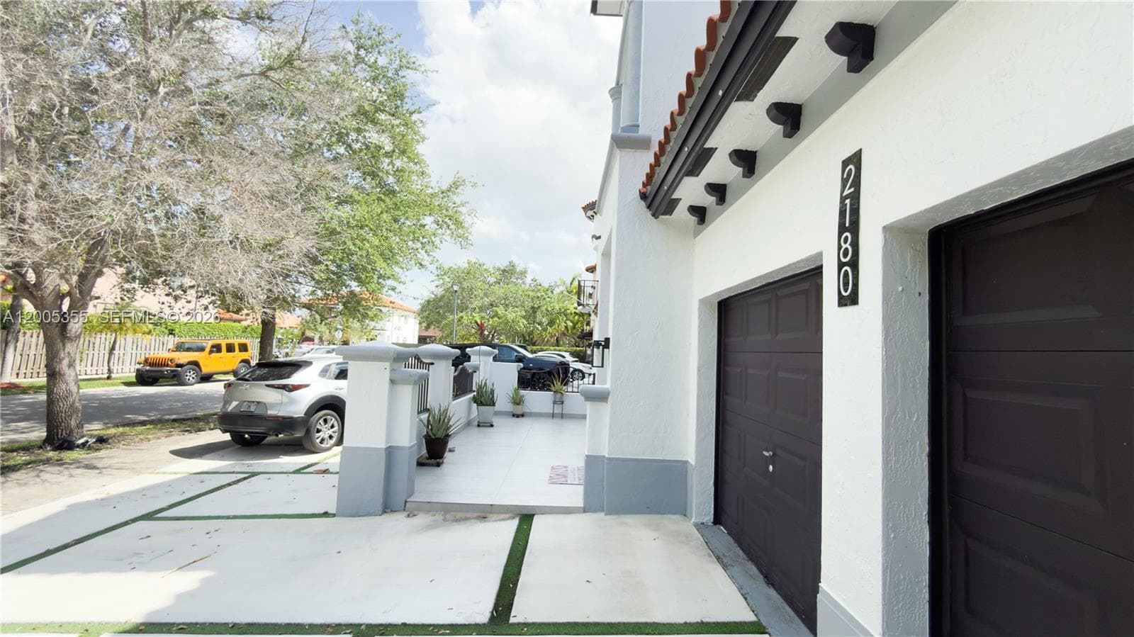 2180 SW 152nd Pl photo 3