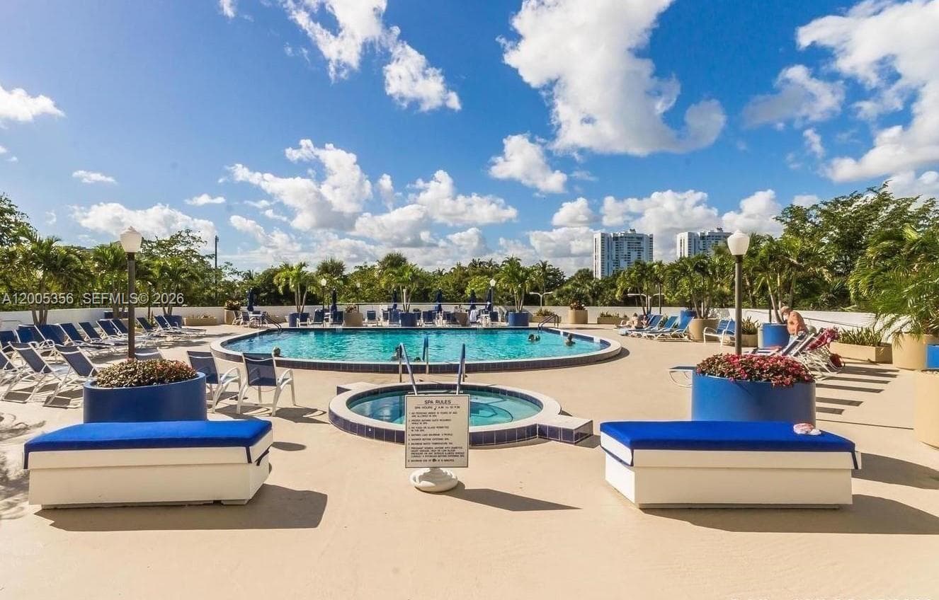 FLAMENCO CONDO TOWER II · #1129 in Aventura - Photo 32
