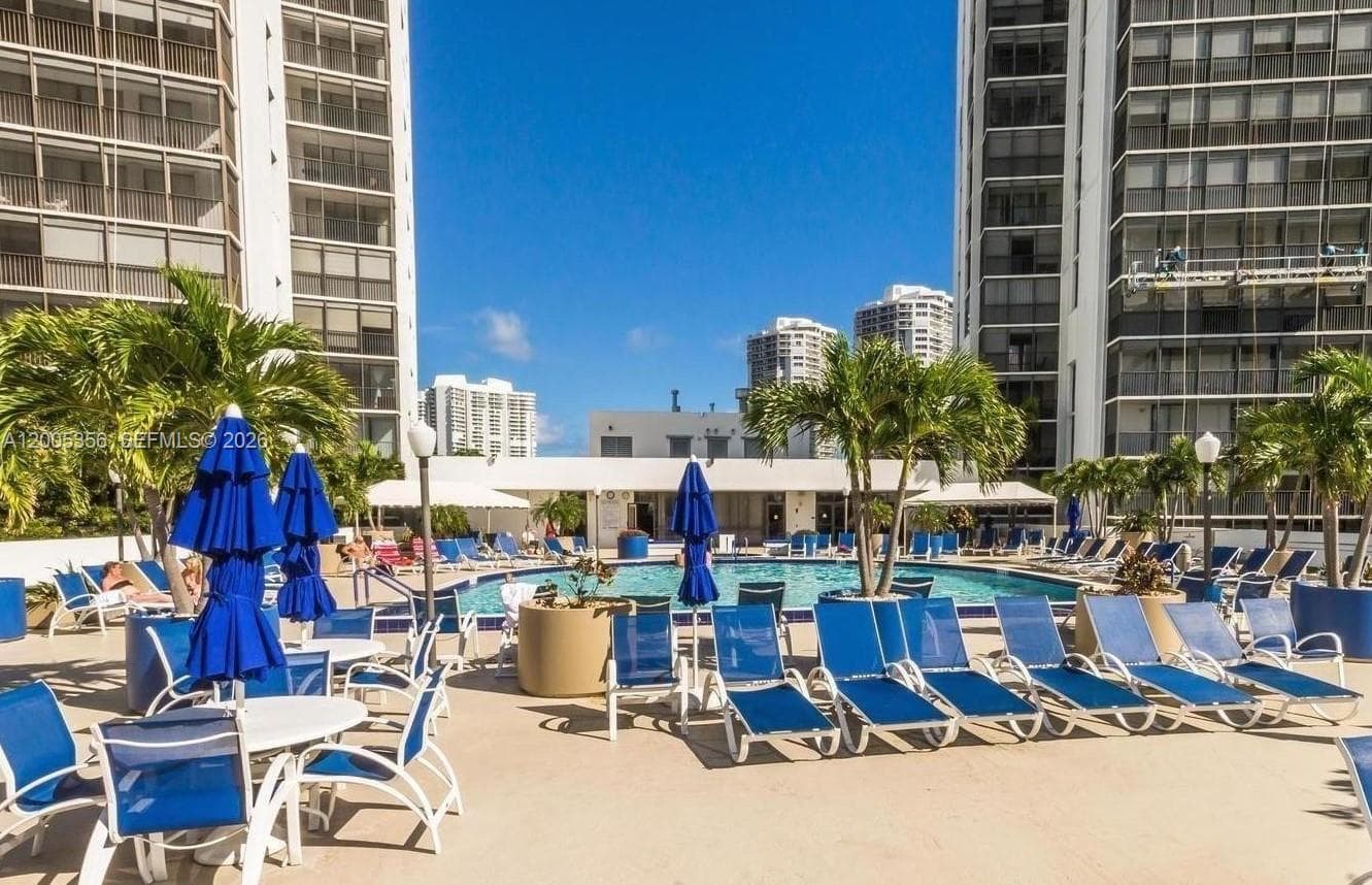 FLAMENCO CONDO TOWER II · #1129 in Aventura - Photo 31