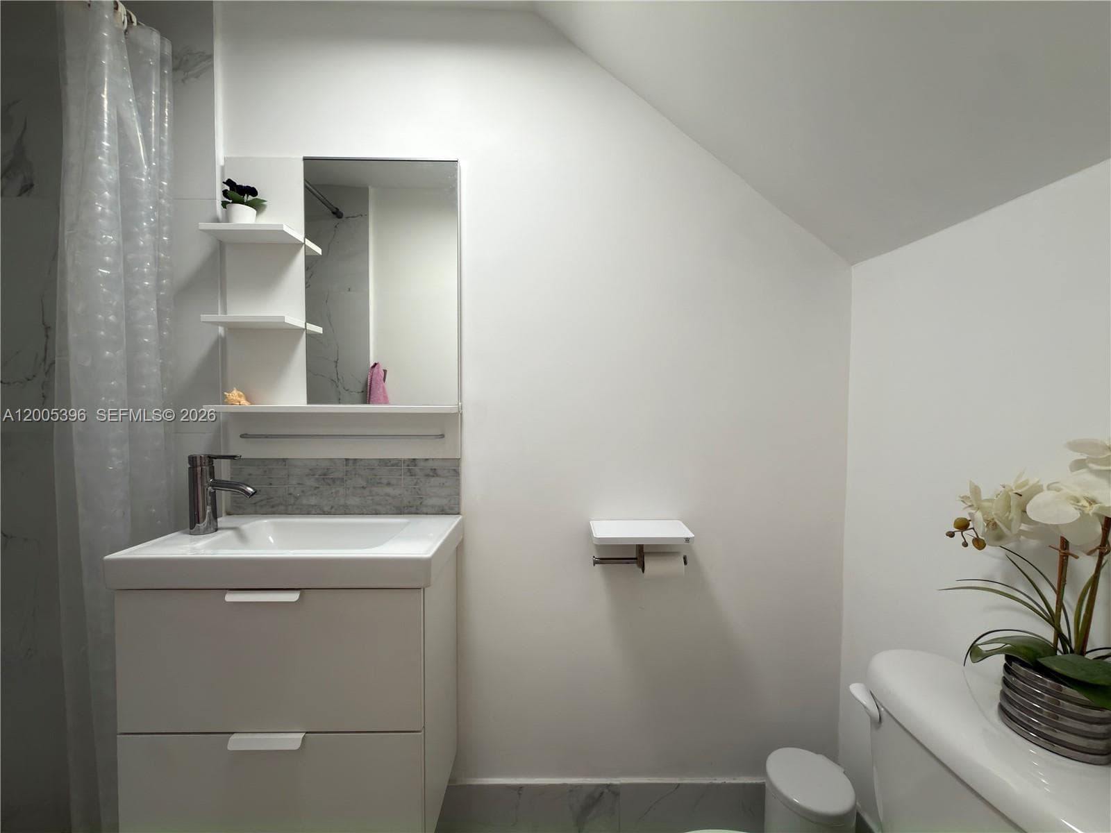 DESOTO PARK NORTH CONDO · #31 in Hallandale Beach - Photo 10