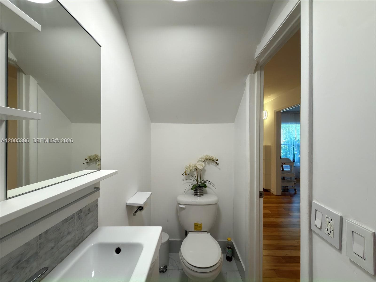 DESOTO PARK NORTH CONDO · #31 in Hallandale Beach - Photo 11