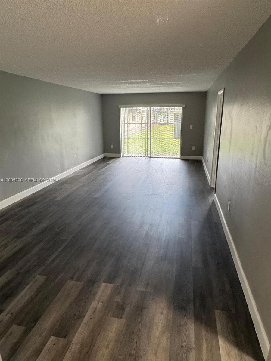 NEW WORLD CONDO APTS II · #130 in Miami Gardens - Photo 2
