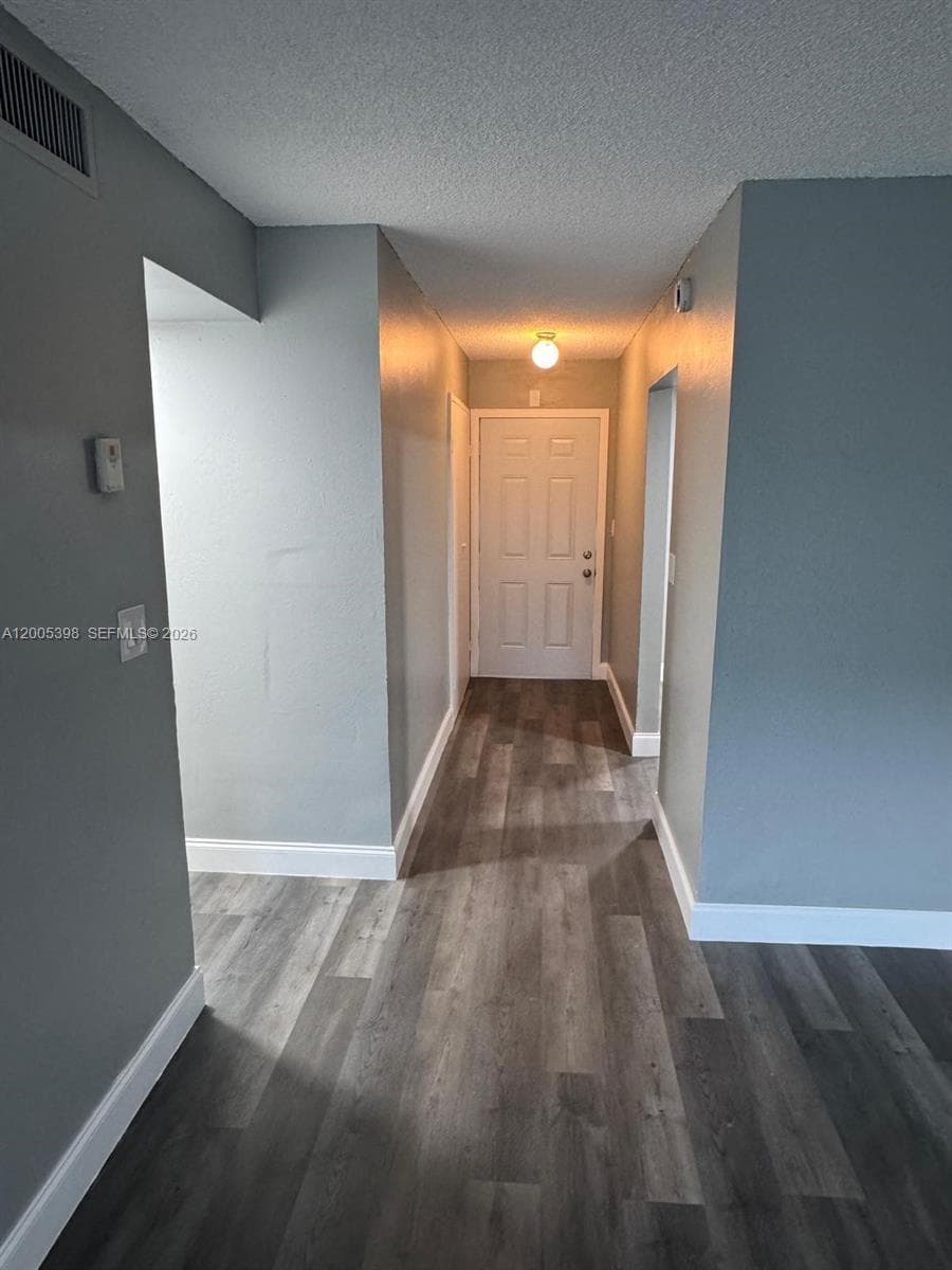 NEW WORLD CONDO APTS II · #130 in Miami Gardens - Photo 3