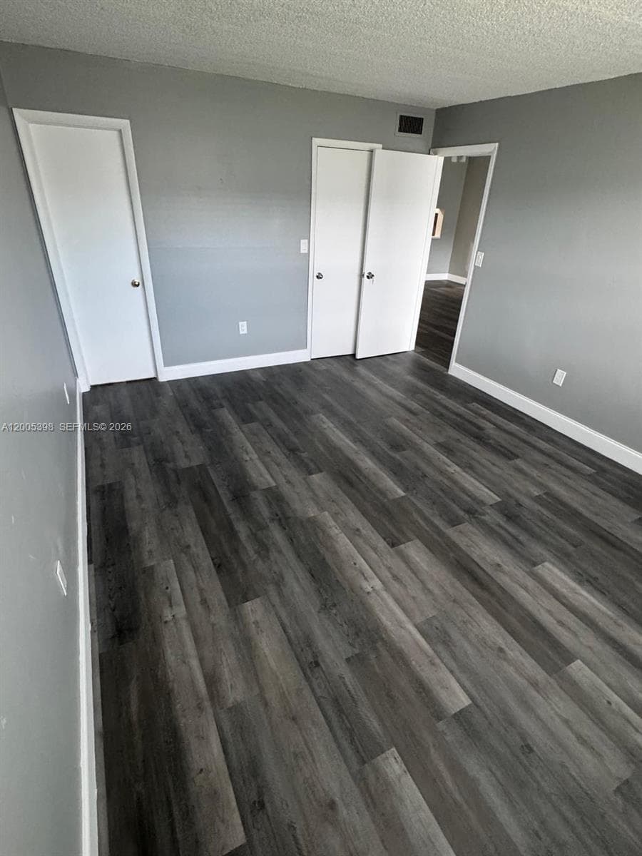 NEW WORLD CONDO APTS II · #130 in Miami Gardens - Photo 9
