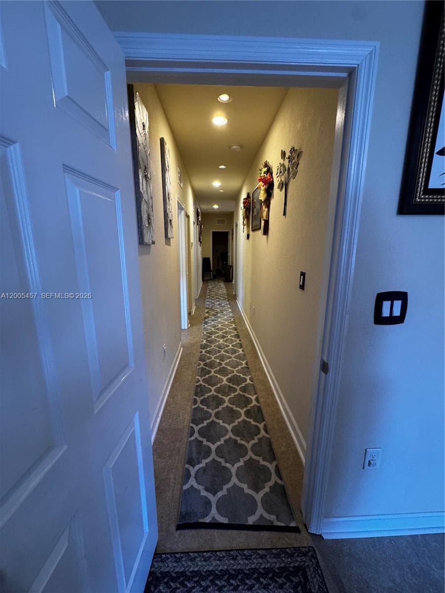 595 SE 33rd Ter photo 10