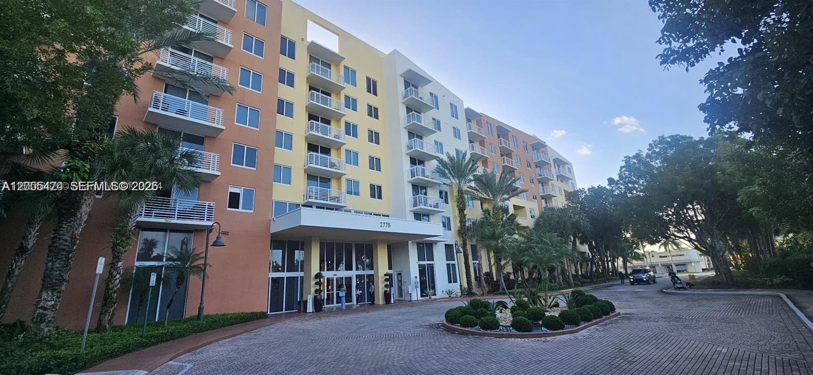 VENTURE AT AVENTURA WEST · #221 in Aventura - Photo 16