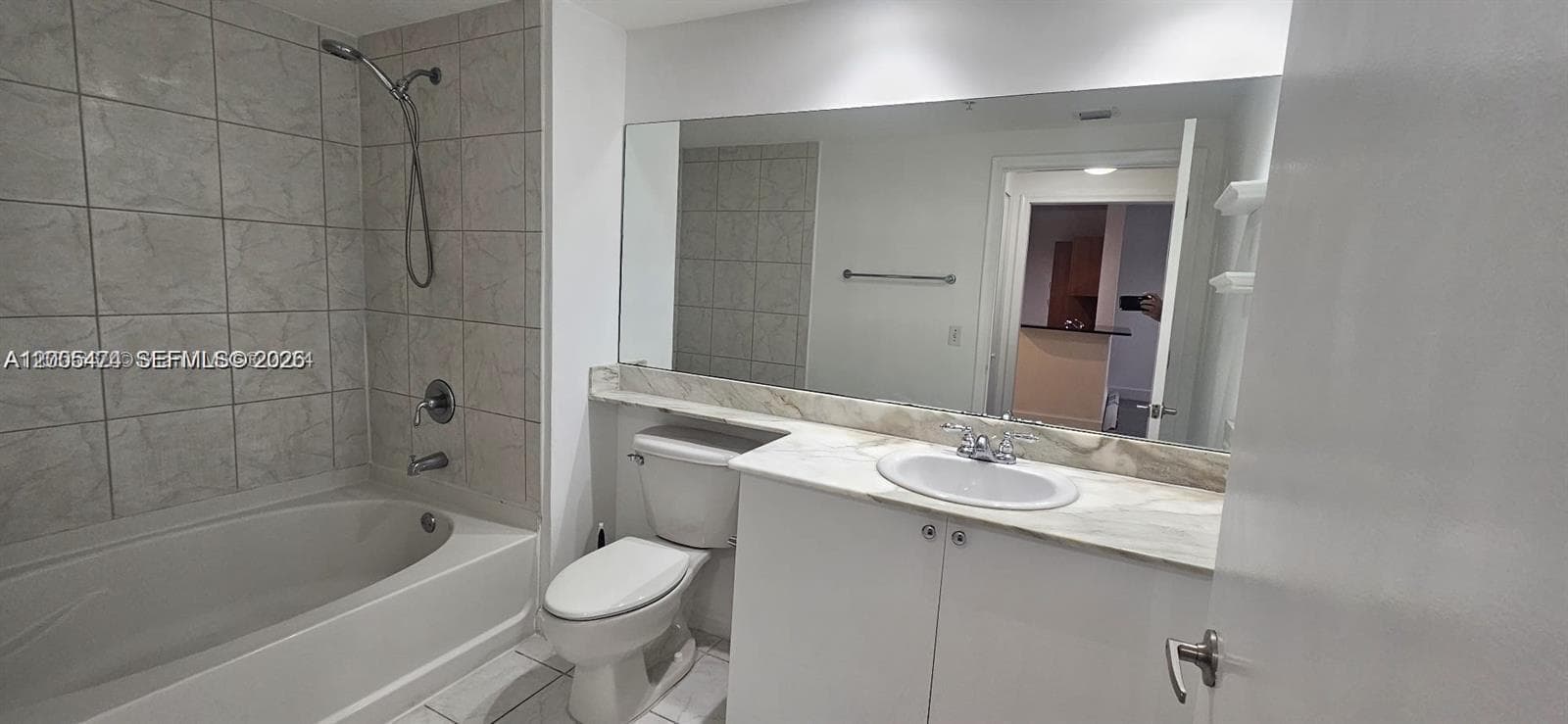 VENTURE AT AVENTURA WEST · #221 in Aventura - Photo 11